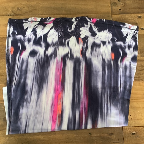 NWOT HTF Lululemon Cool Racerback - Picture 2 of 3